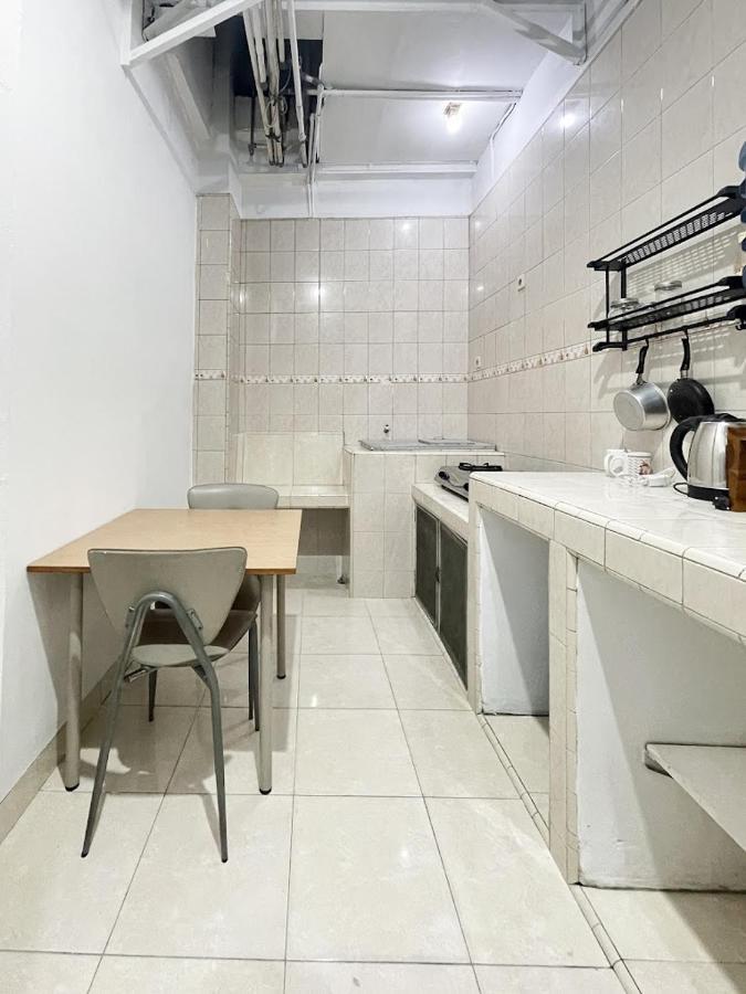 Kos Awany Coliving Jacarta Exterior foto